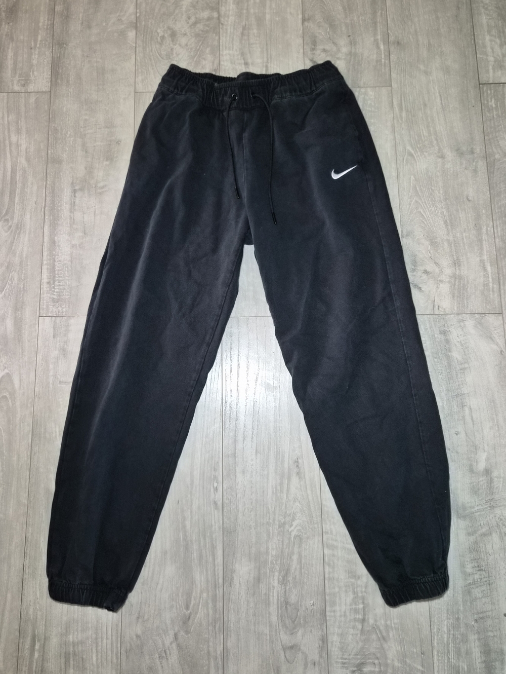 Nike Black Sweatpants with White Swoosh Small
